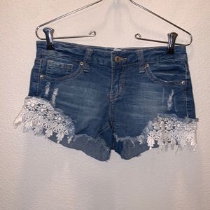 Zco Jeans lightly distressed lace detail jean shorts